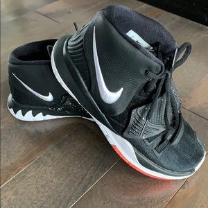 Kyrie 6 Boys kids shoes size 2Y